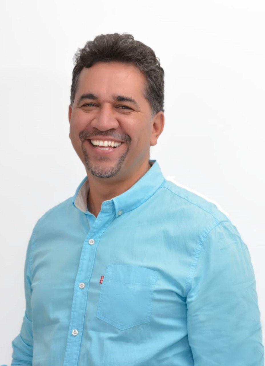 LEÓN FREDY MUÑOZ